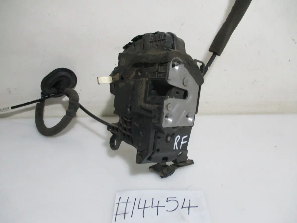 2016 RENAULT CAPTUR 900T DYNAMIQUE RF DOOR LOCK