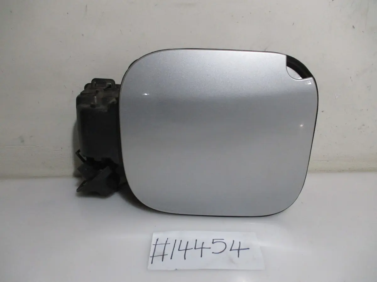 2016 RENAULT CAPTUR 900T DYNAMIQUE FUEL FLAP