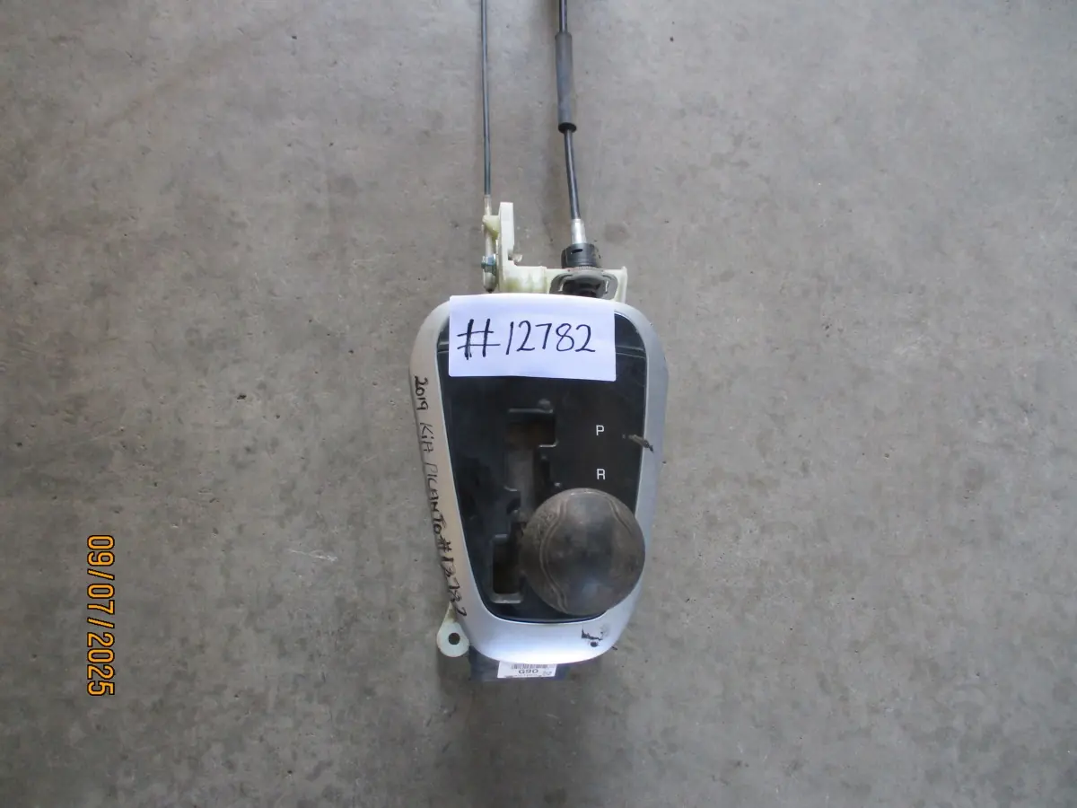2018 KIA PICANTO 1.0I GEAR LEVER + LINKS