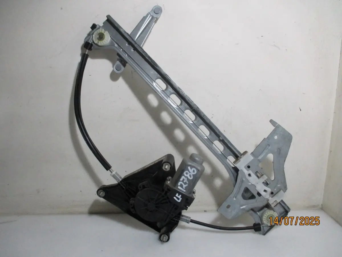 2016 TOYOTA AYGO 1.0I 5-DR LF WINDER MECH + MOTOR