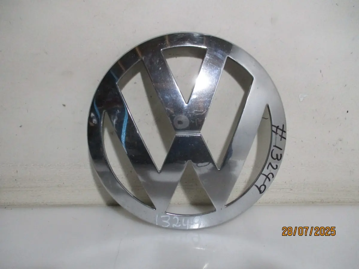 2007 VW KOMBI T5 2.5TD FRONT BADGE