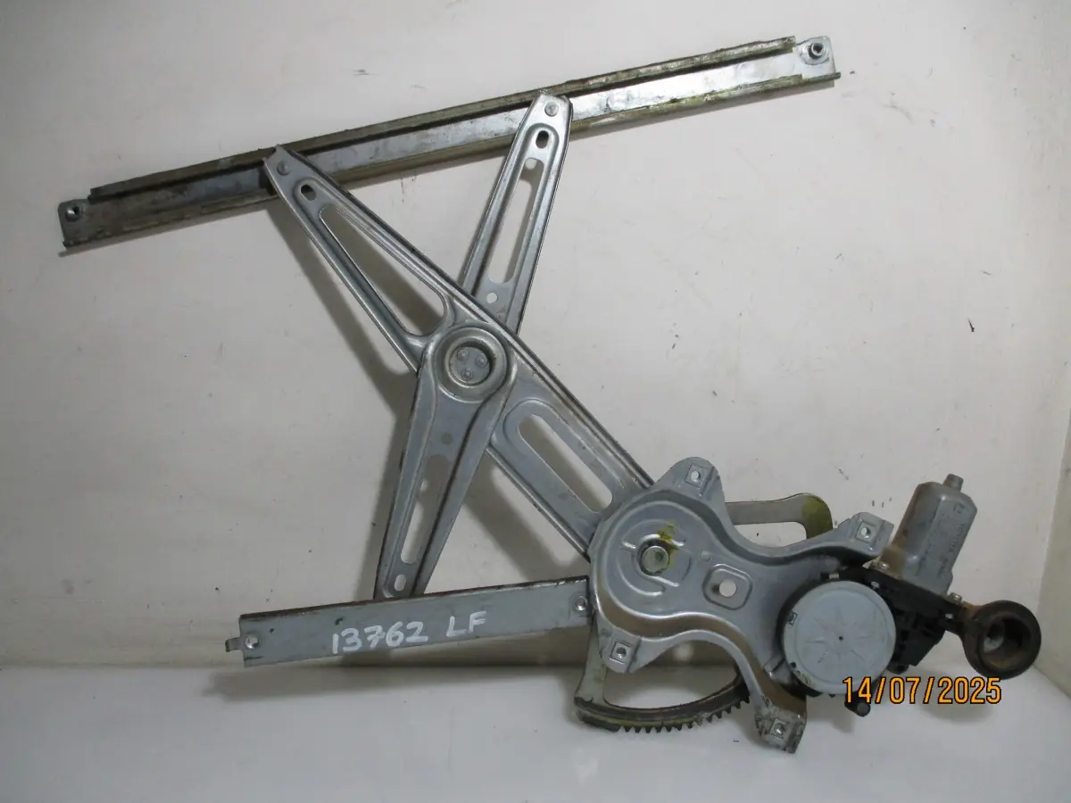 2012 TOYOTA COROLLA PRO 1.3I LF WINDER MECH + MOTOR