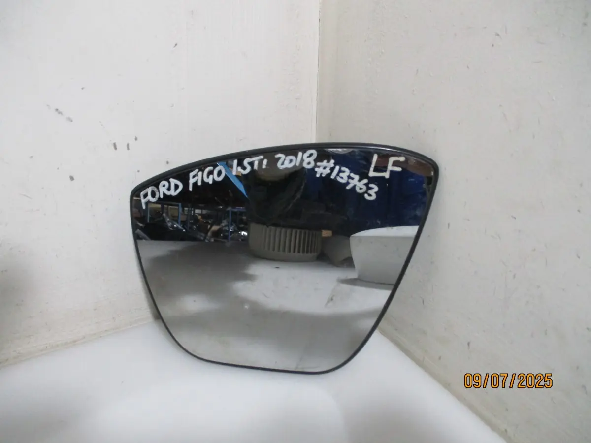 2018 FORD FIGO 1.5I H/B LH DOOR MIRROR GLASS