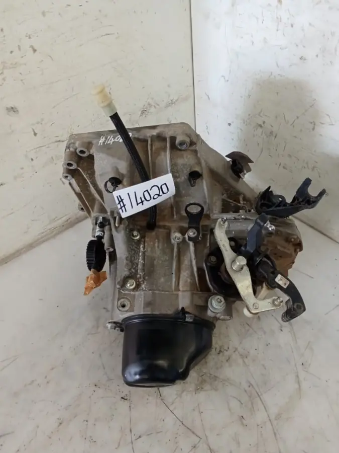 2016 RENAULT CLIO 4 MANUAL GEARBOX; ENG NO: H4BA; 5 SPEED