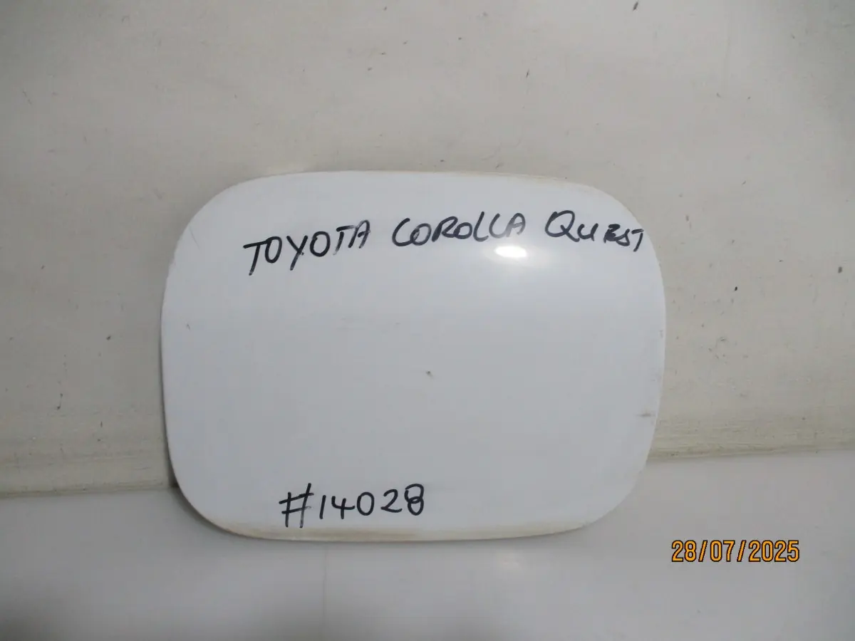2015 TOYOTA COROLLA 1.3I QUEST FUEL FLAP
