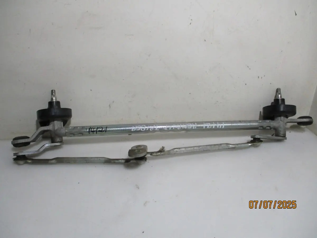 2020 RENAULT TRIBER 1.0I WIPER LINKS