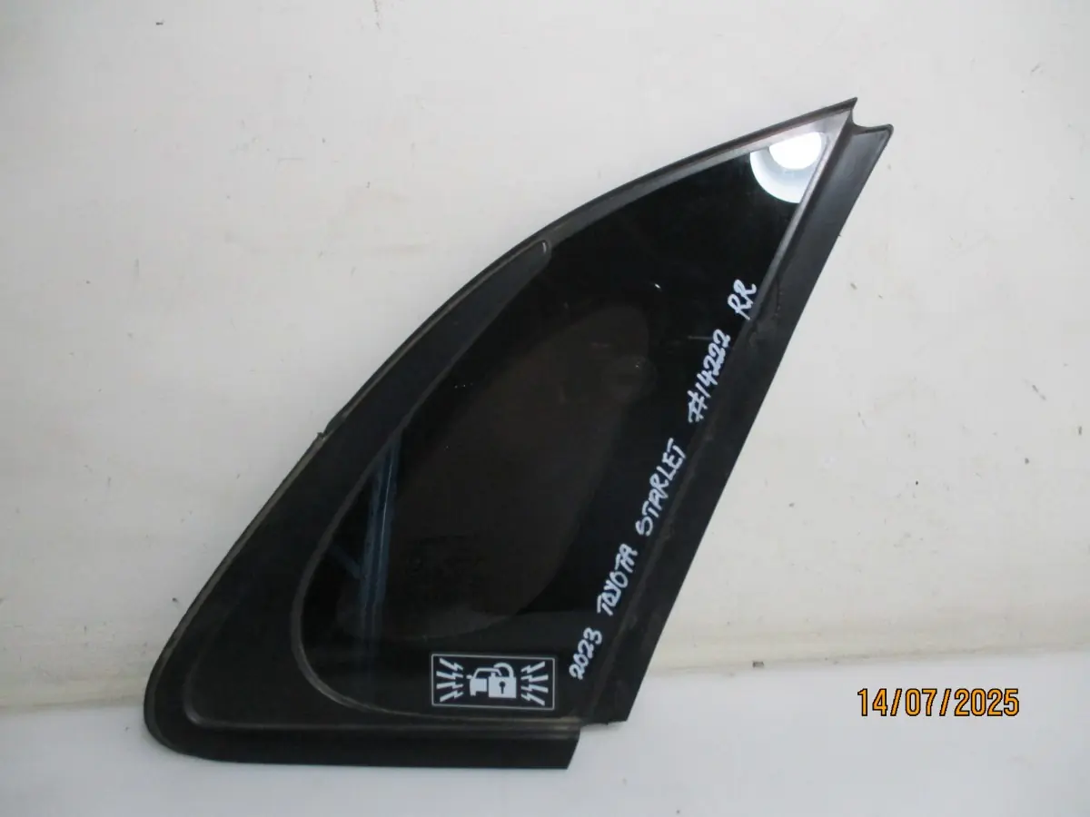 2023 TOYOTA STARLET 1.5I RR 1/4 GLASS