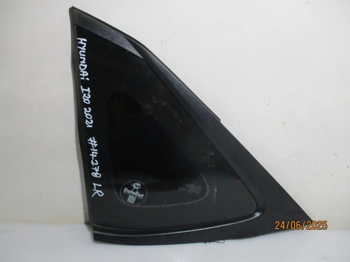2021 HYUNDAI i20 1.2 MOTION LR 1/4 GLASS