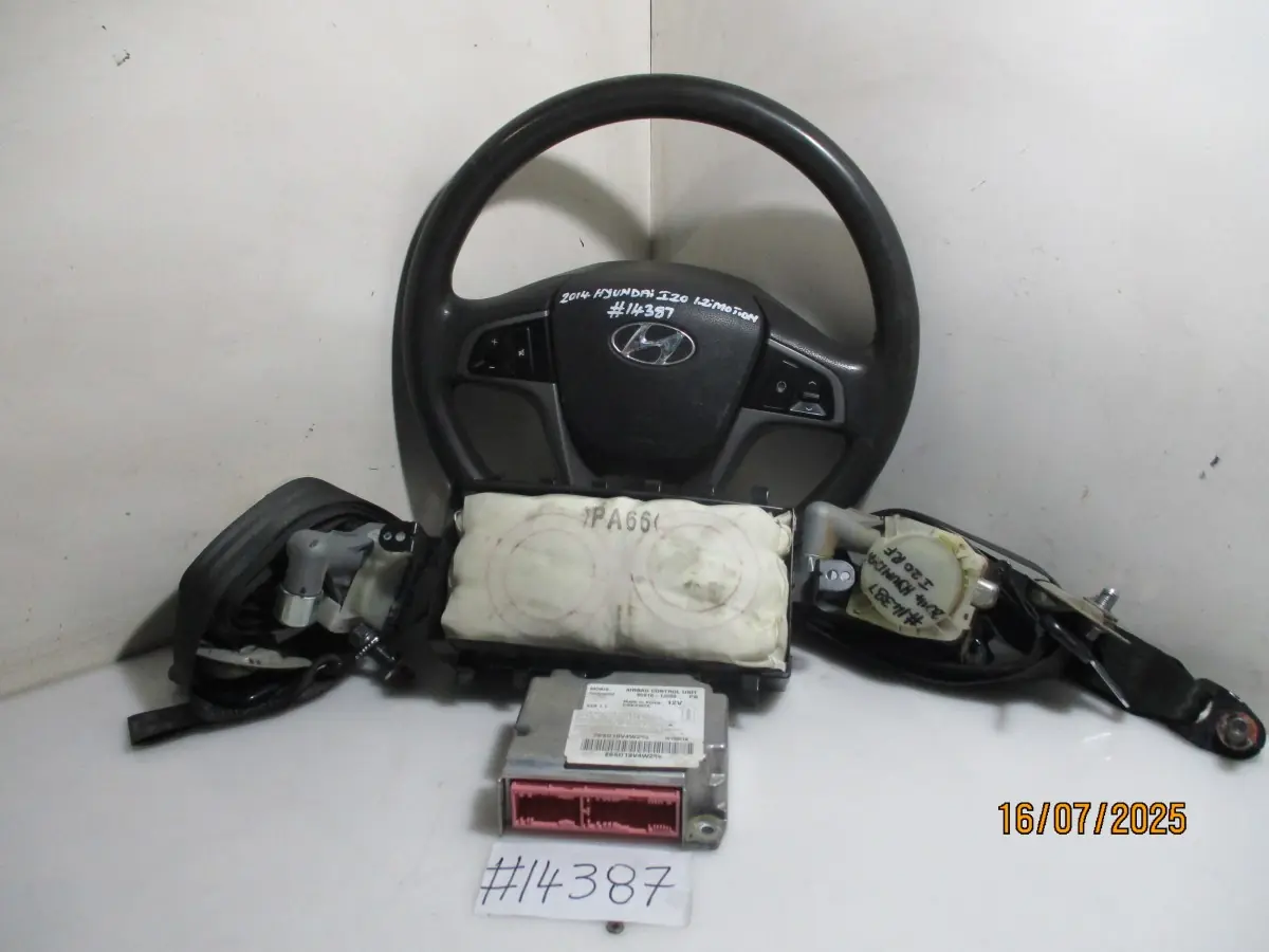 2014 HYUNDAI I20 1.2I H/B AIRBAG SET WITH DASH
