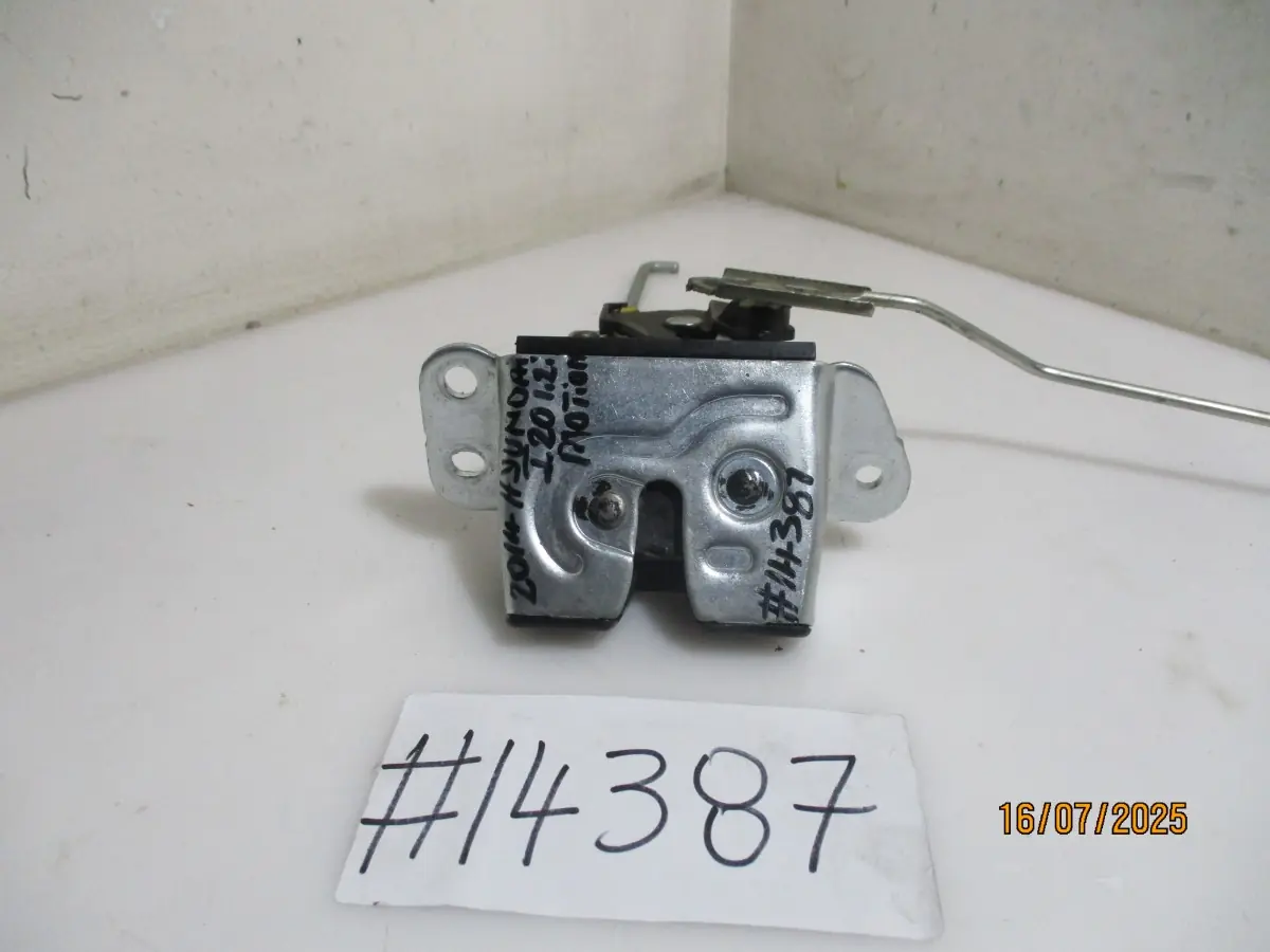 2014 HYUNDAI I20 1.2I H/B BOOT LOCK