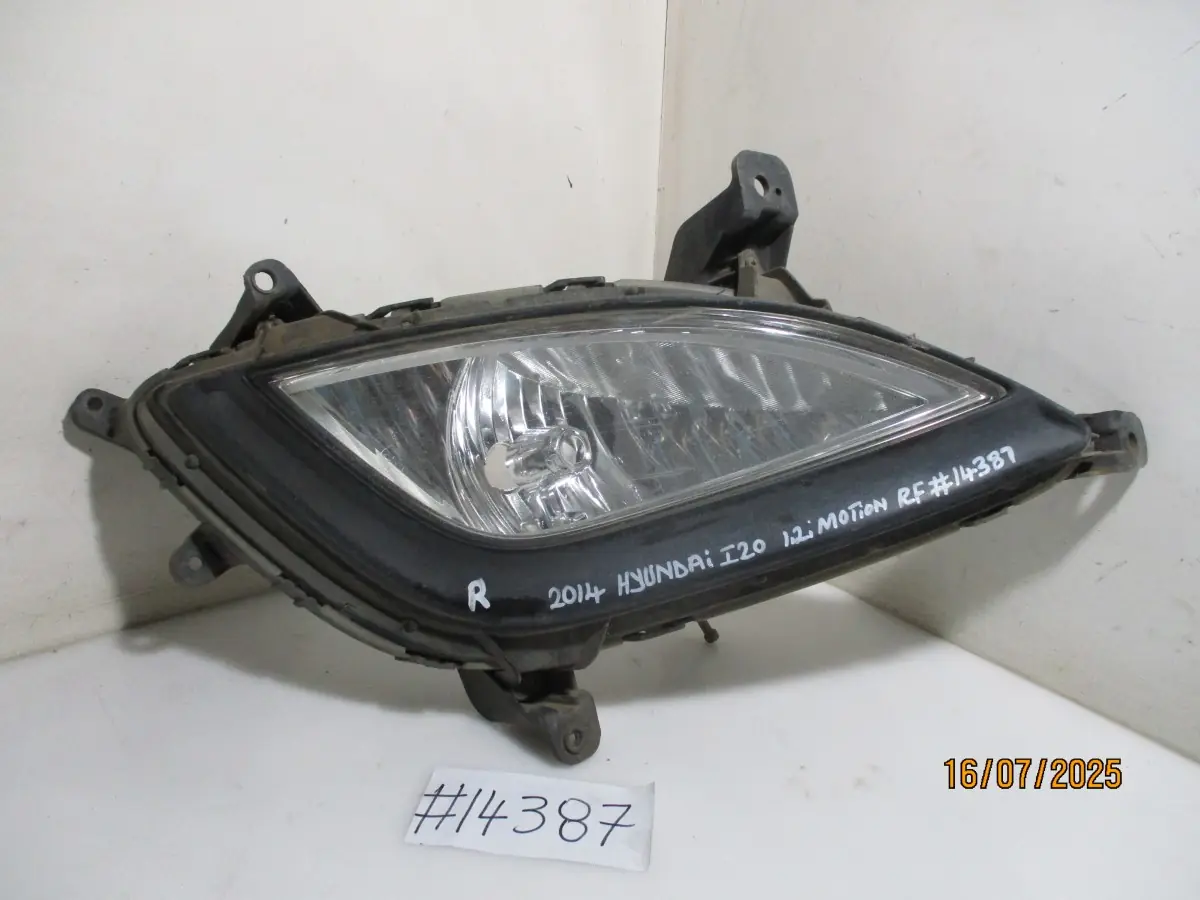 2014 HYUNDAI I20 1.2I H/B RH FOGLAMP
