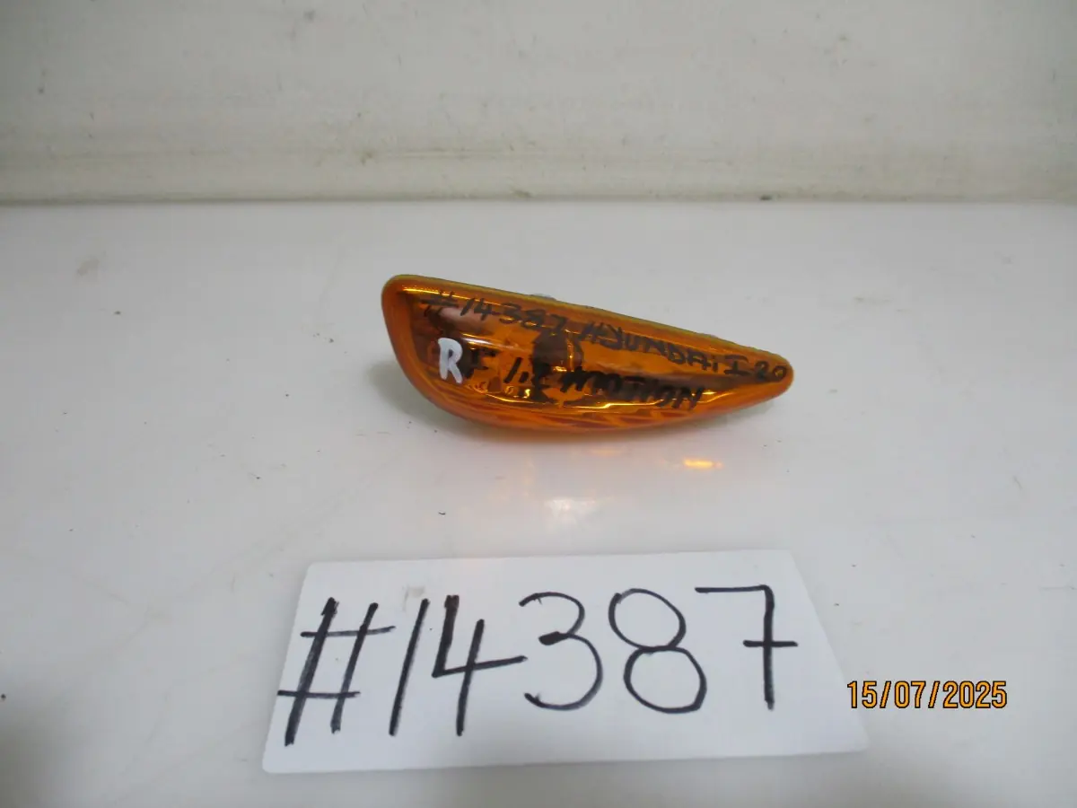 2014 HYUNDAI I20 1.2I H/B RH MARKER LAMP