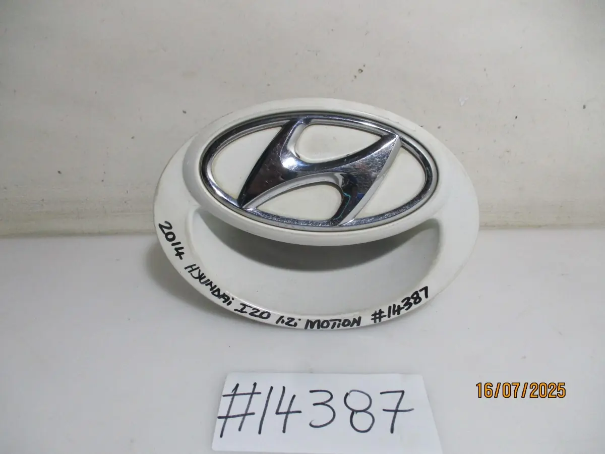2014 HYUNDAI I20 1.2I H/B TAIL DOOR HANDLE