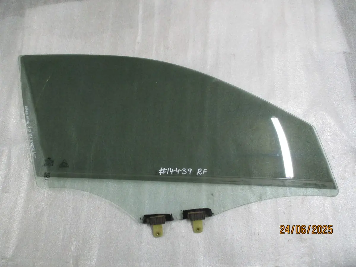 2019 HYUNDAI I20 1.2I MOTION RF DOOR GLASS