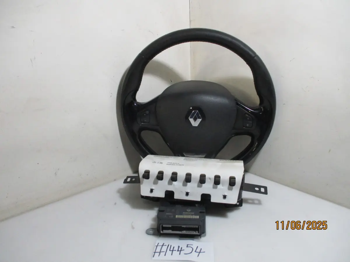 2016 RENAULT CAPTUR 900T DYNAMIQUE AIRBAG SET WITH DASHBOARD