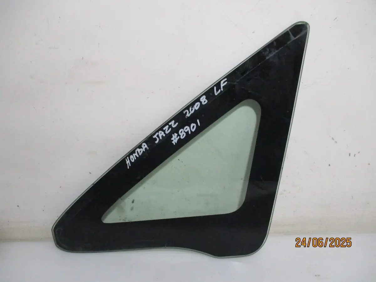 2008 HONDA JAZZ 1.4DSI LF 1/4 GLASS