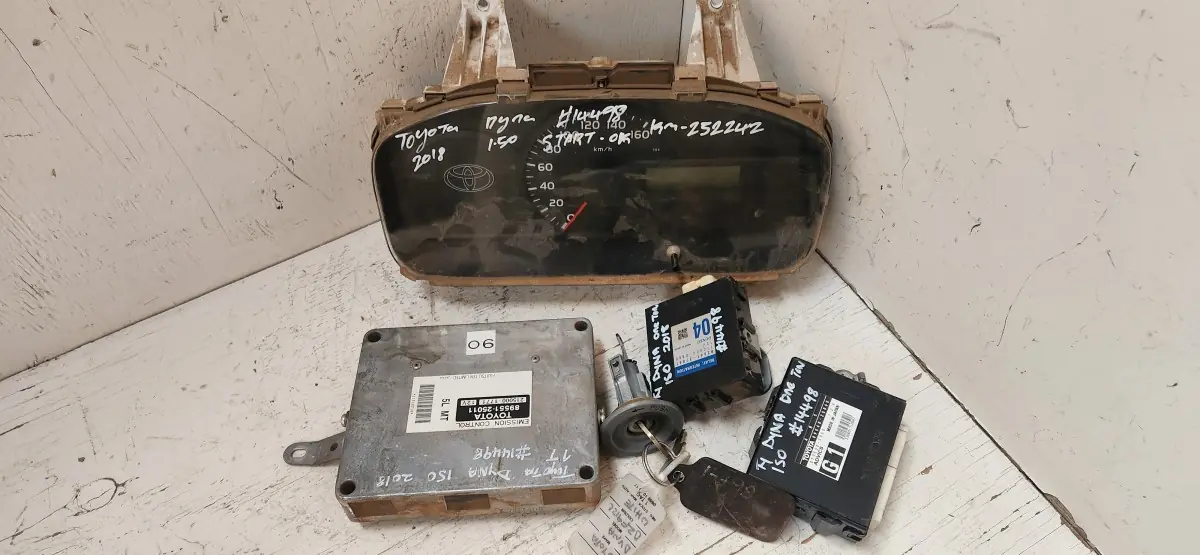 2018 TOYOTA DYNA 150 LOCKSET