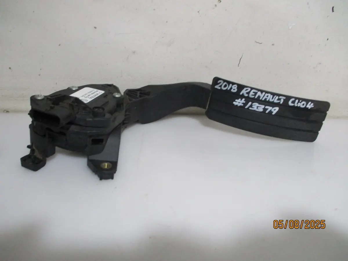 2018 RENAULT CLIO 4 900TCE ACCELERATOR PEDAL