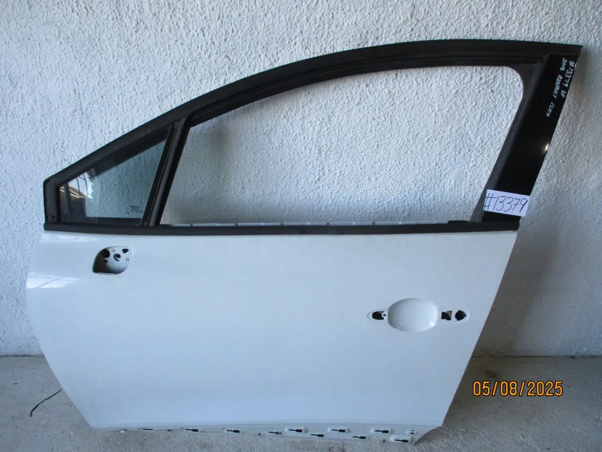 2018 RENAULT CLIO 4 900TCE LF DOOR SHELL