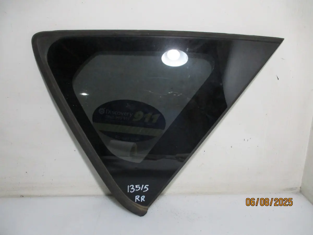 2016 TOYOTA AURIS 1.6 XS RR 1/4 GLASS