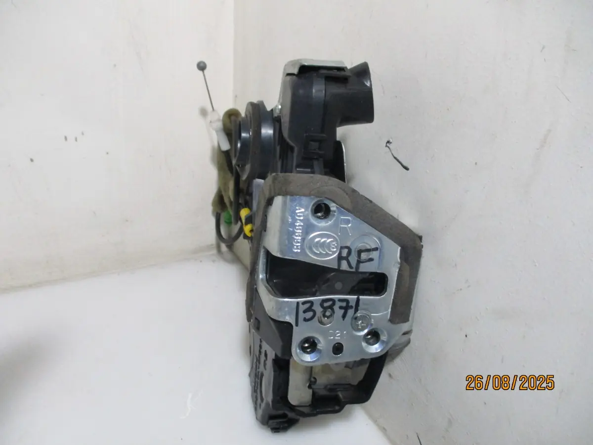 2020 TOYOTA COROLLA 1.8i CVT (AE210) SEDAN RF DOOR LOCK