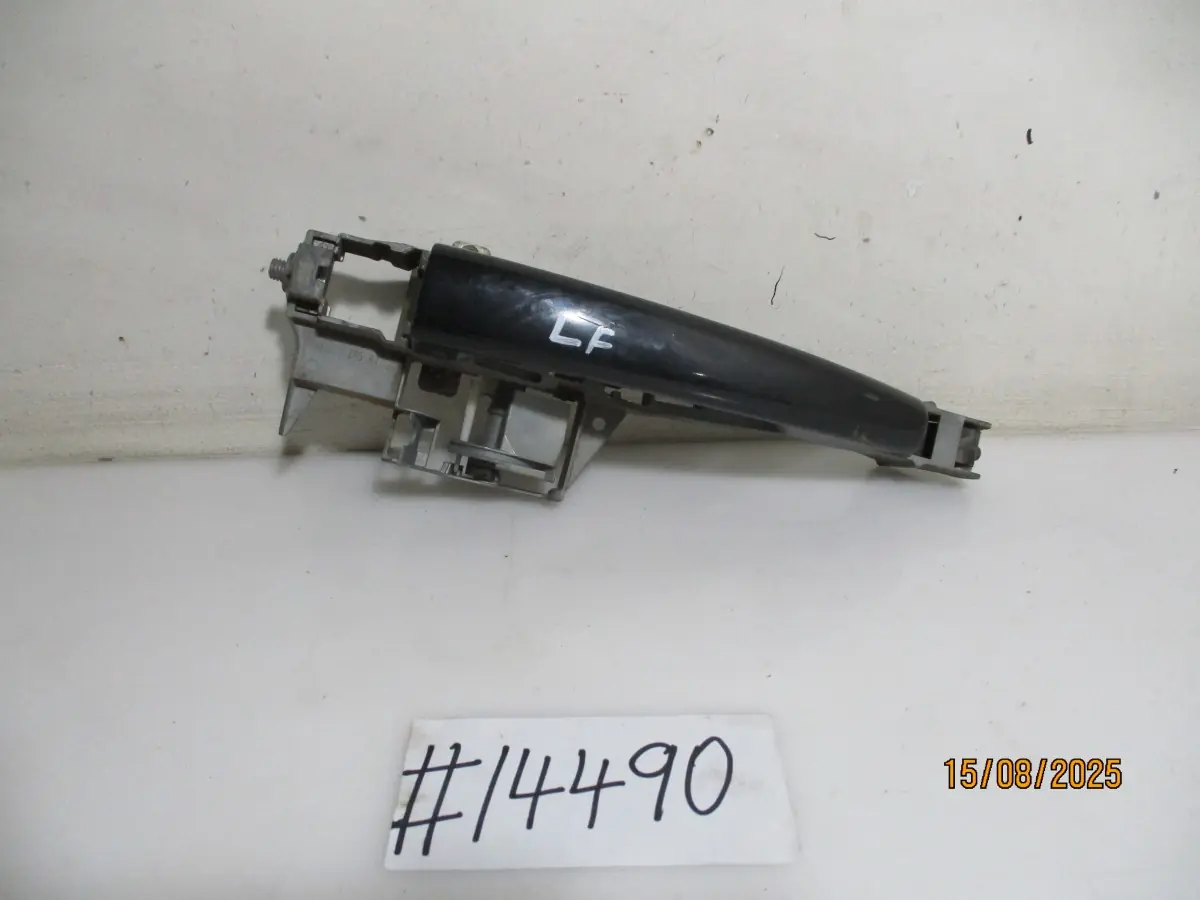 2010 CITROEN C3 1.4I ATTRACTION LF DOOR HANDLE