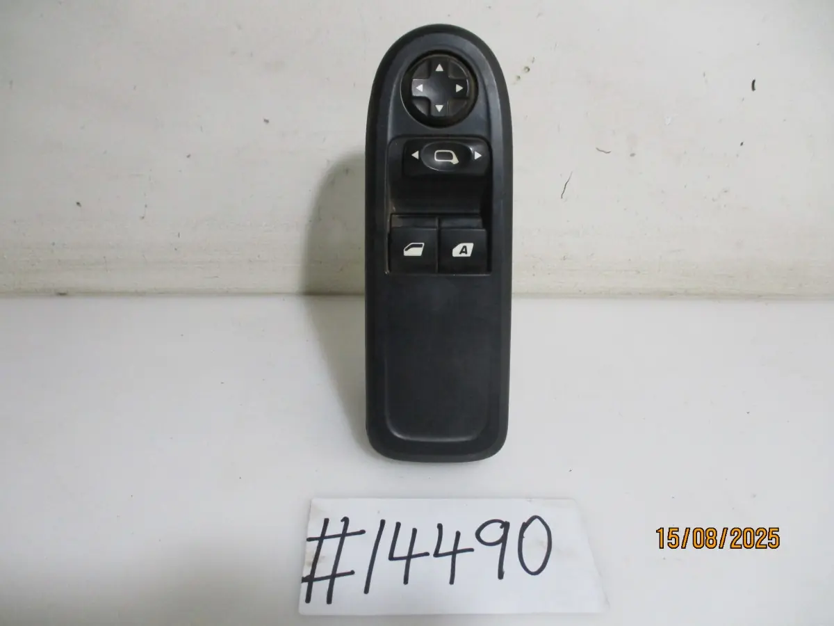 2010 CITROEN C3 1.4I ATTRACTION RF WINDOW SWITCH