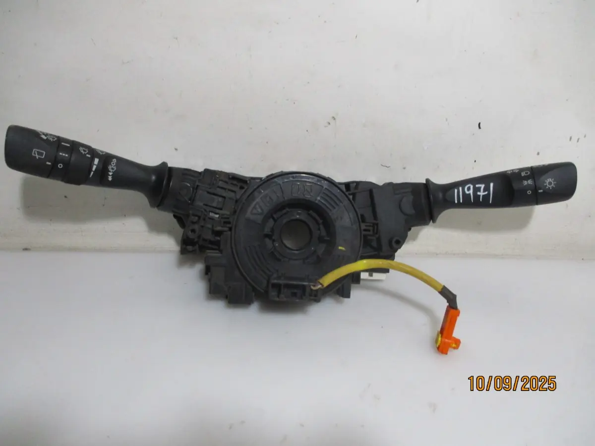 2015 TOYOTA AURIS X 1.6I H/B COMBO SWITCH (WITHOUT SLIPRING)