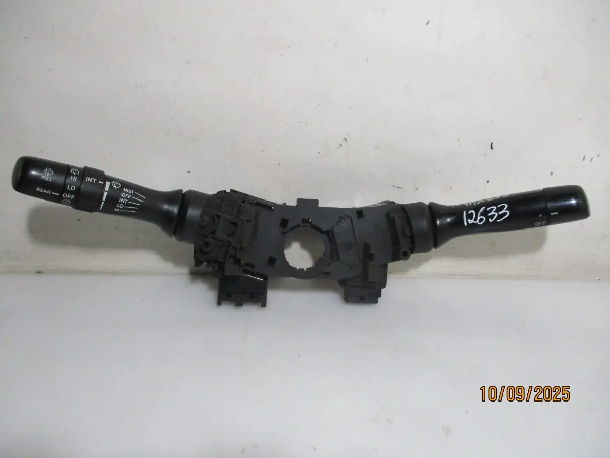 2011 TOYOTA AURIS 1.3I COMBO SWITCH