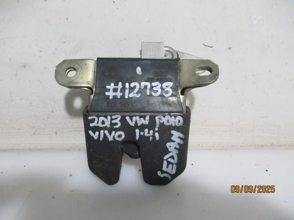 2017 VW POLO VIVO 1.6I SEDAN BOOT LOCK