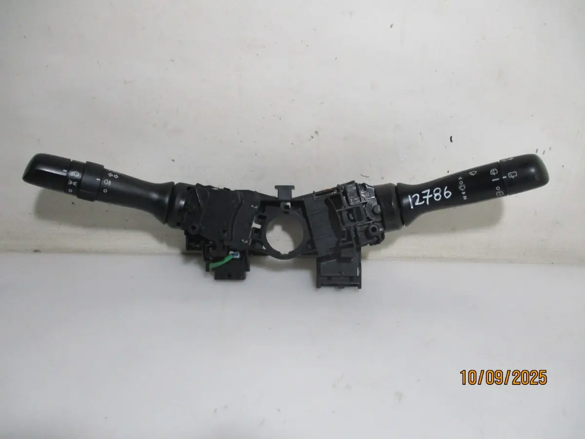 2016 TOYOTA AYGO 1.0I COMBO SWITCH