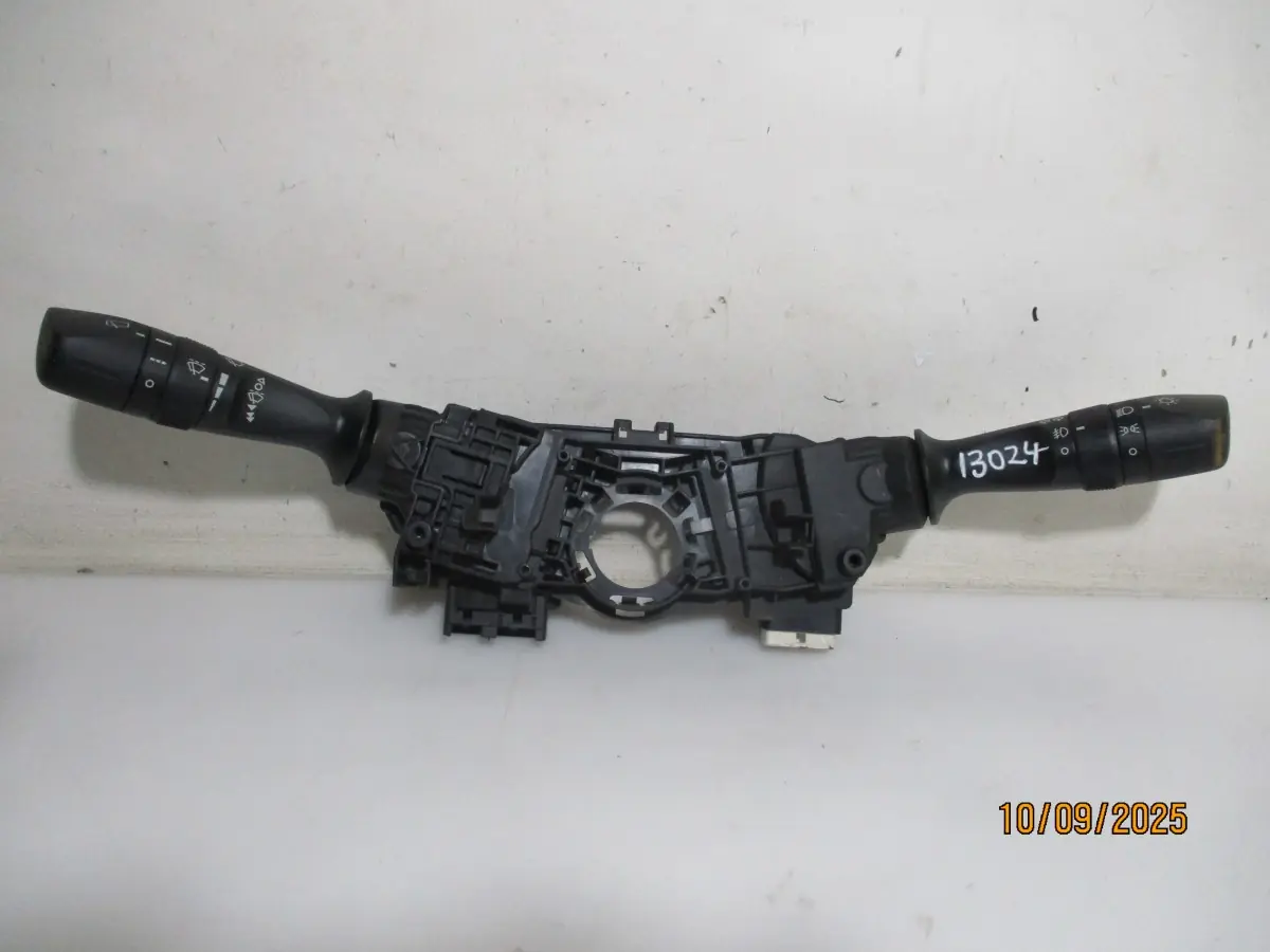 2016 TOYOTA RAV 4 2.0GX COMBO SWITCH