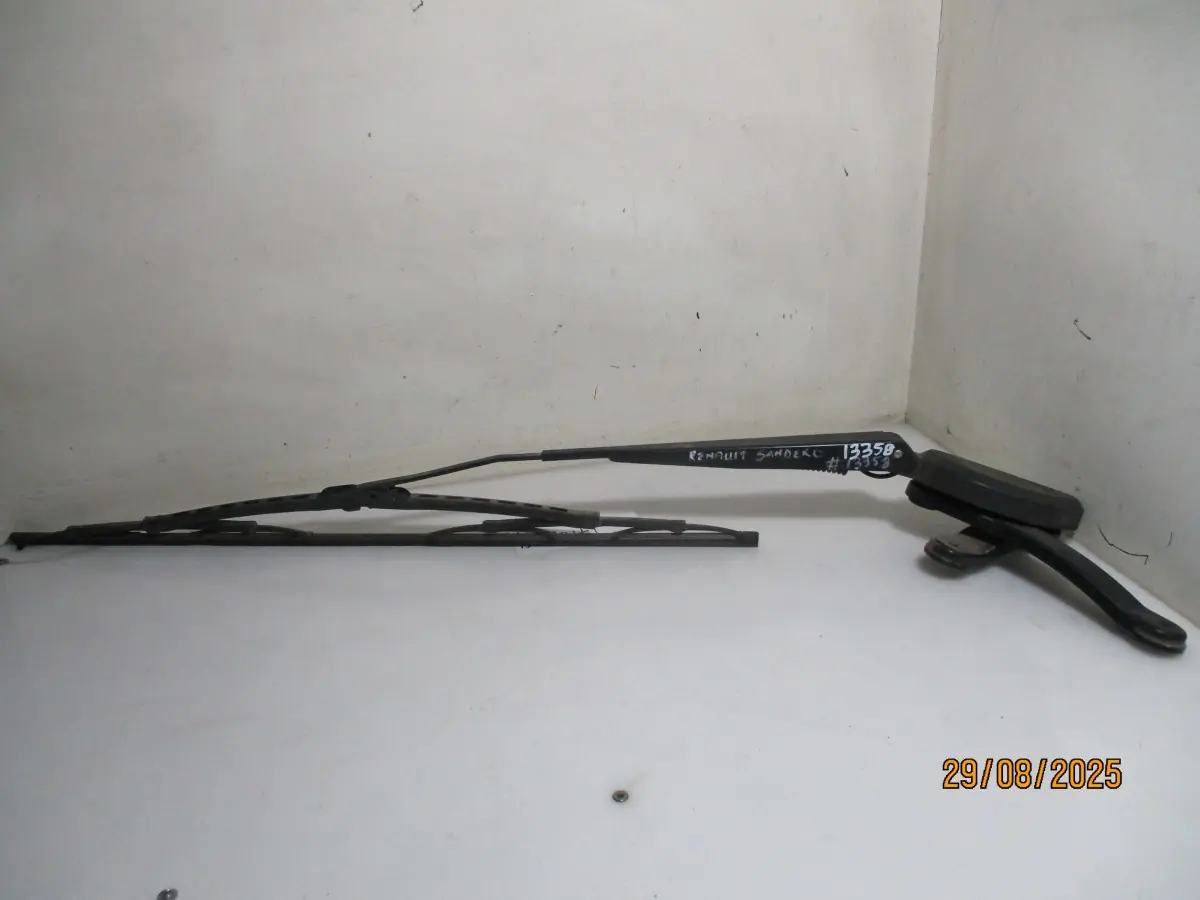 2012 RENAULT SANDERO 1.6I FRONT WIPER ARM
