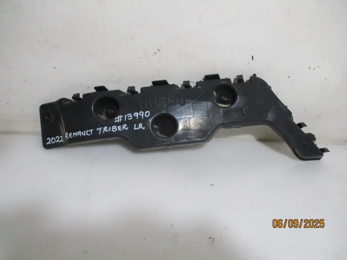 2022 RENAULT TRIBER 1.0I LR BUMPER SLIDE