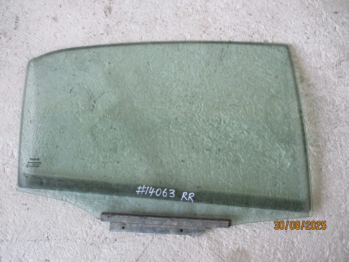 2015 TOYOTA COROLLA 1.4D PRESTIGE RR DOOR GLASS