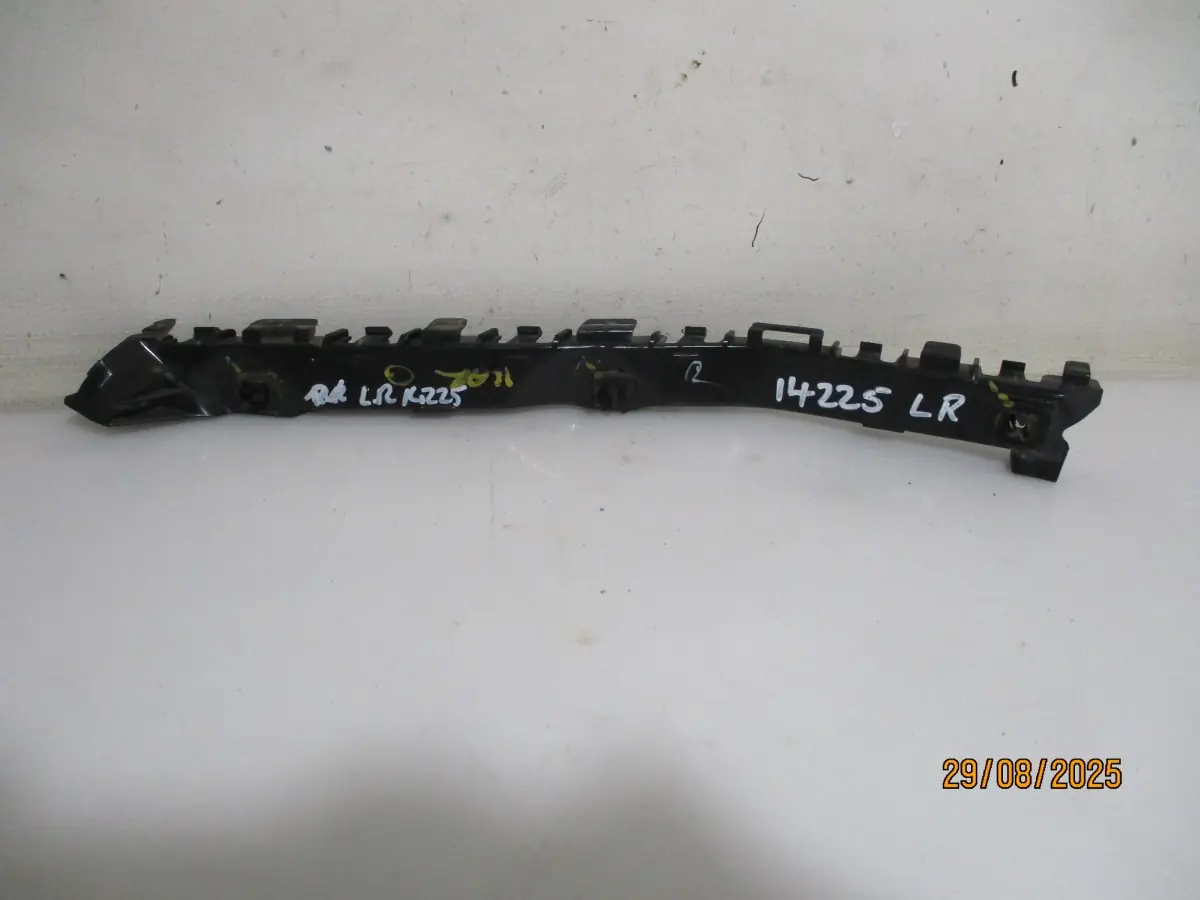 2021 TOYOTA STARLET 1.4I LR BUMPER SLIDE