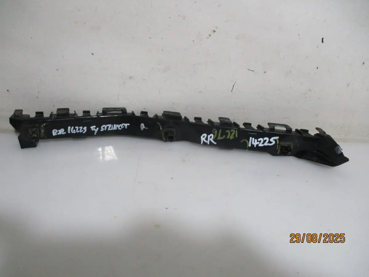 2021 TOYOTA STARLET 1.4I RR BUMPER SLIDE