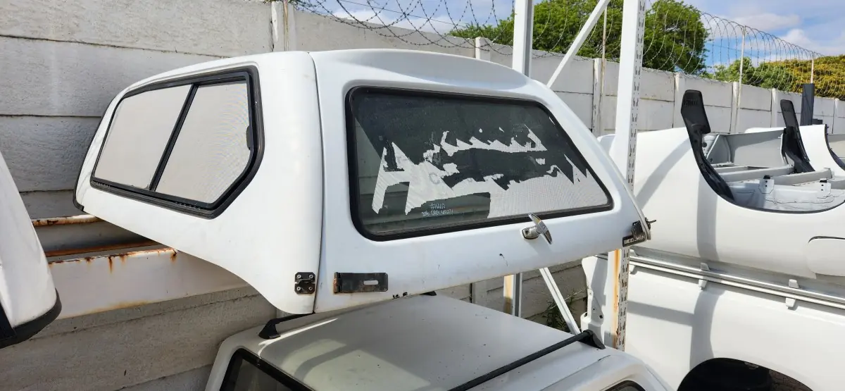 2015 CHEV UTILITY 1.8 CANOPY