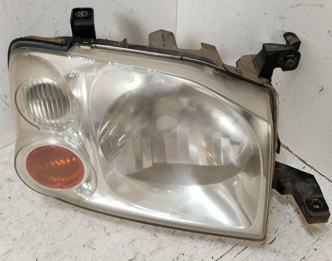 2020 NISSAN HARDBODY 2.5 HEADLAMP RH