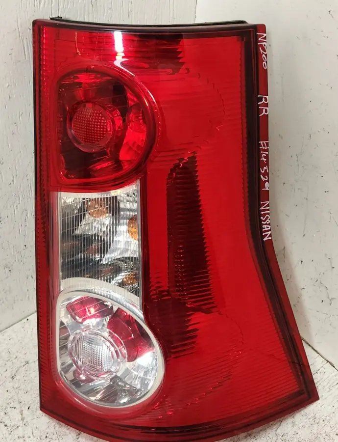 2019 NISSAN NP200 1.5 DCI TAILLAMP RH