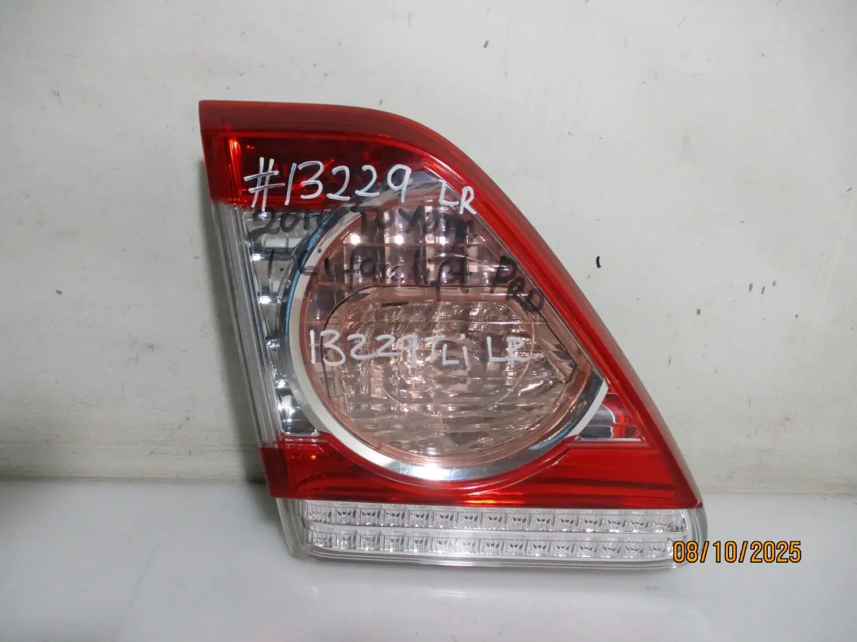 2010 TOYOTA COROLLA PRO 1.6I LR BOOTLAMP
