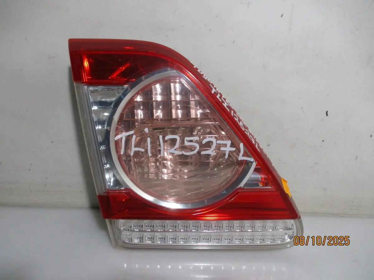 Toyota Corolla Pro 2011 Sedan Left Rear Bootlamp