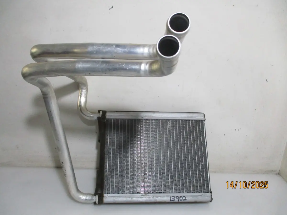 2013 HYUNDAI I10 1.1I INTERIOR DASH RADIATOR