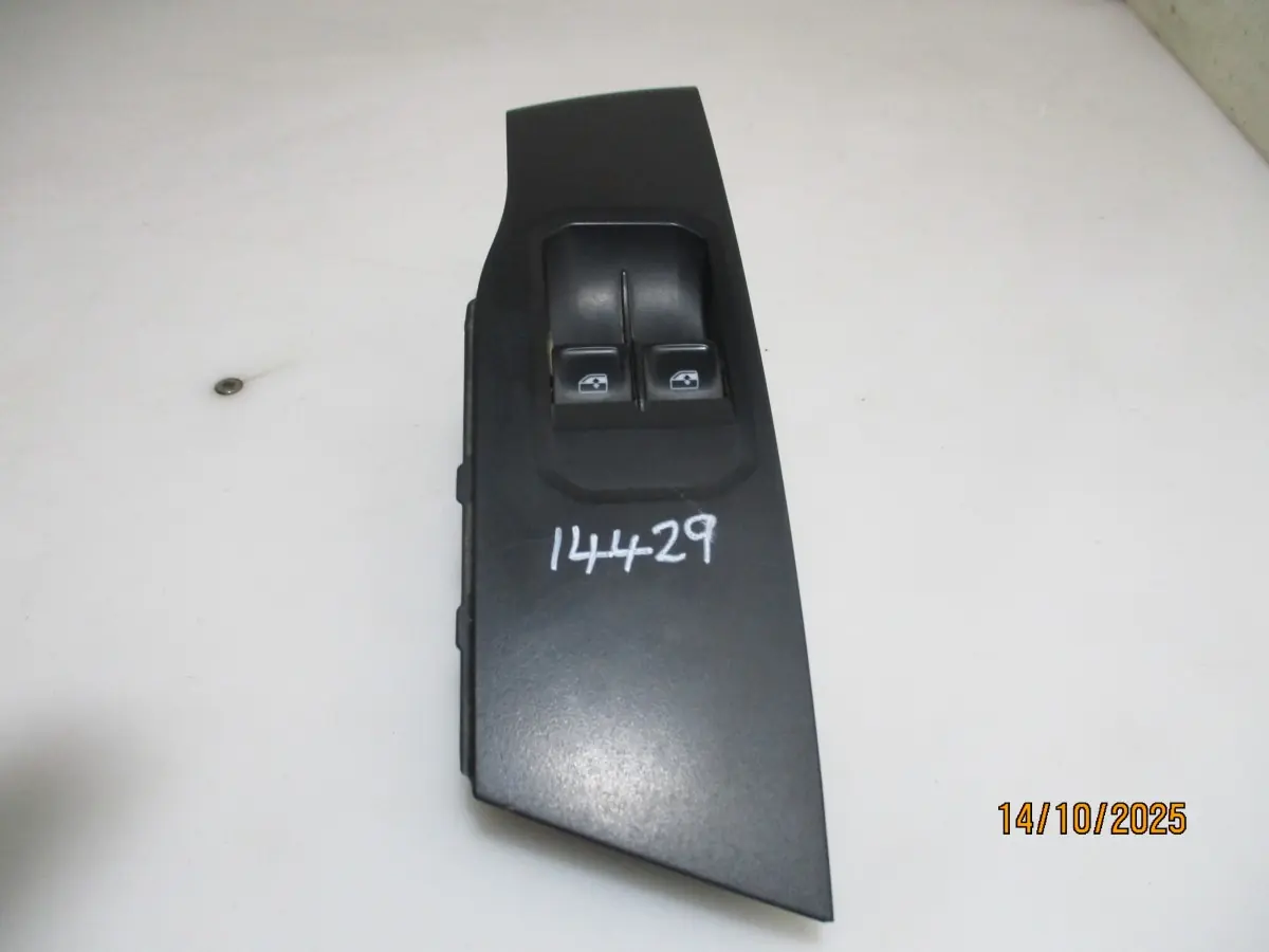 2020 VW POLO 8 1.0TSI RF WINDOW SWITCH (2 BUTTON)