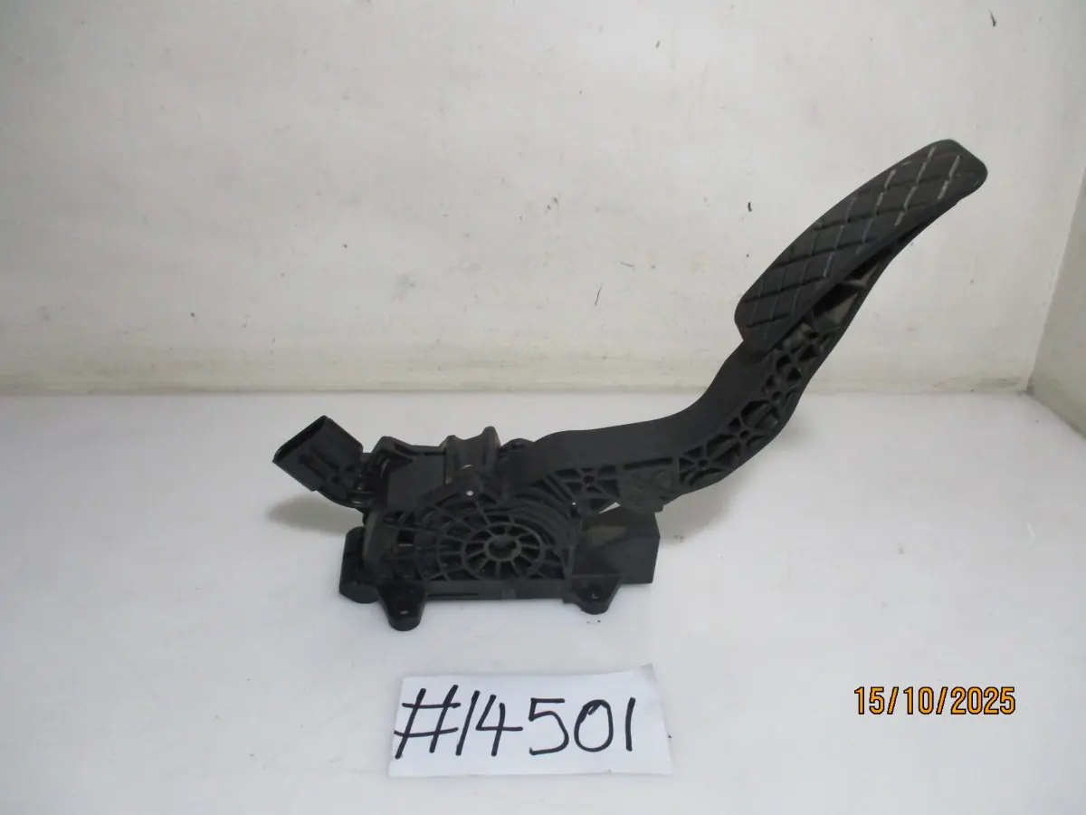 2017 VW POLO 7 1.2TSI H/B ACCELERATOR PEDAL