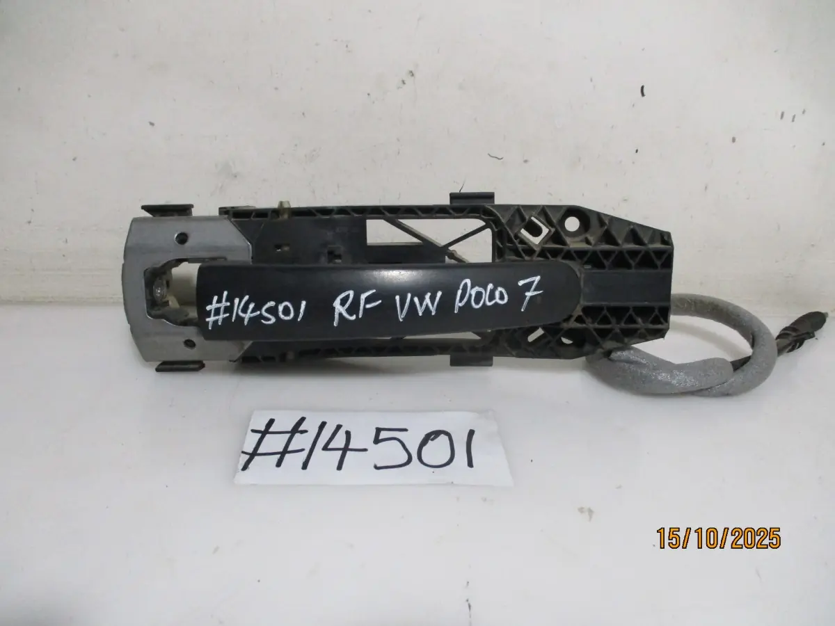 2017 VW POLO 7 1.2TSI H/B RF DOOR HANDLE
