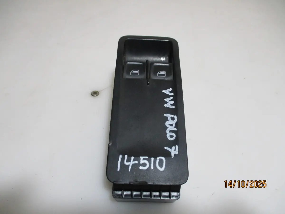 2017 VW POLO 7 1.2TSI RF WINDOW SWITCH