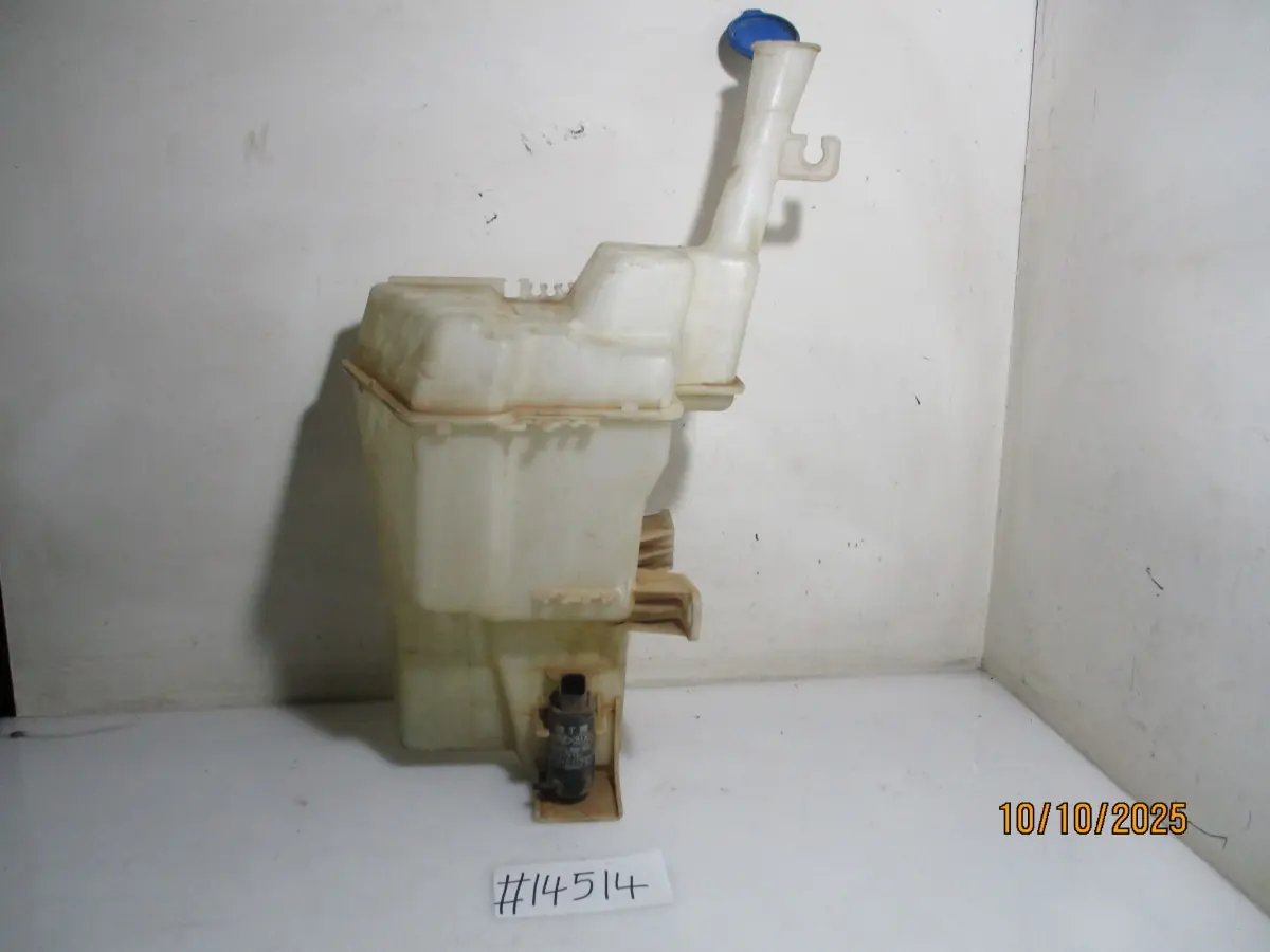 2013 KIA RIO 1.4I TEC SEDAN WINDSCREEN WASHER BOTTLE