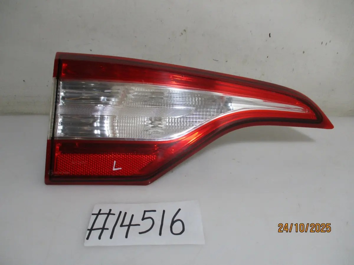 2023 RENAULT TRIBER 1.0I ZEN LR BOOTLAMP