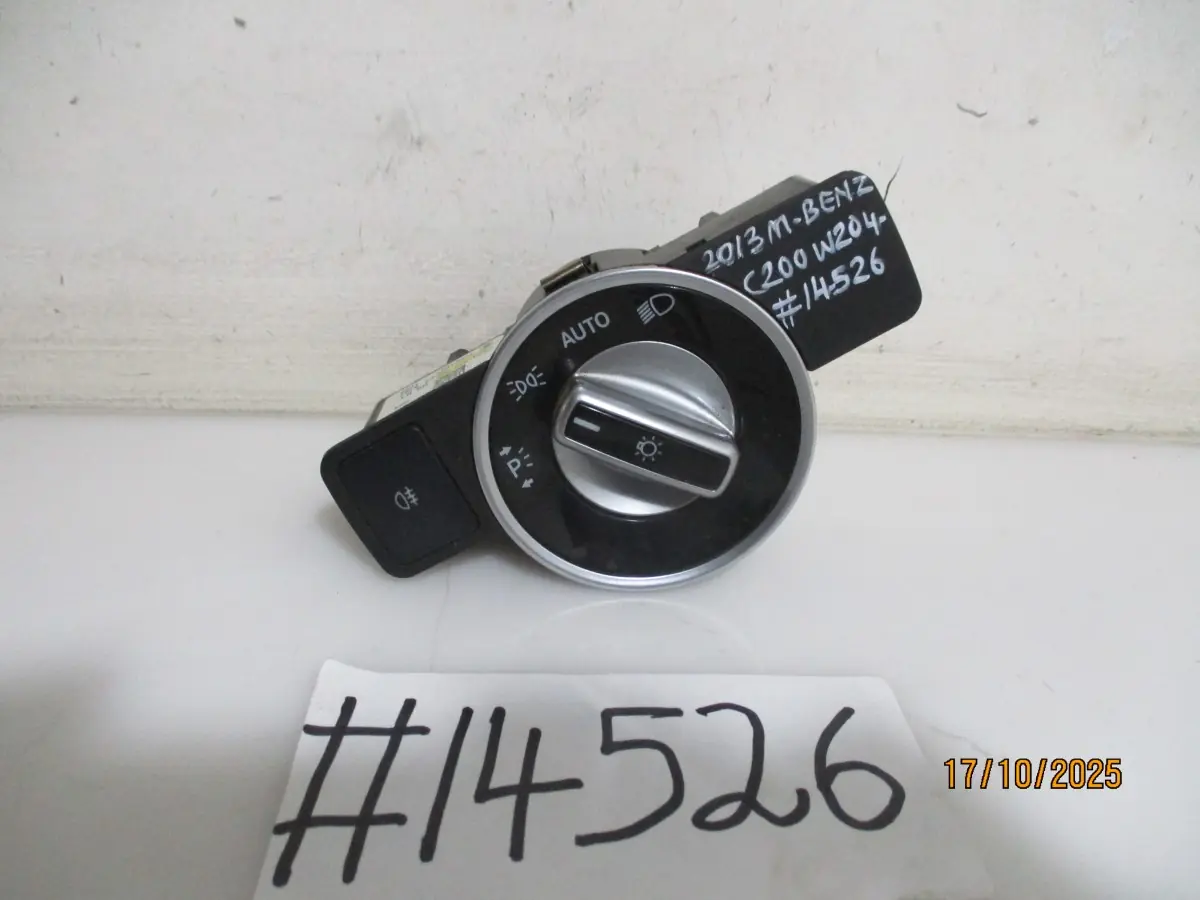 2013 MERCEDES BENZ C200 CDI W204 BLUEEFFICIENCY A/T HEADLAMP SWITCH